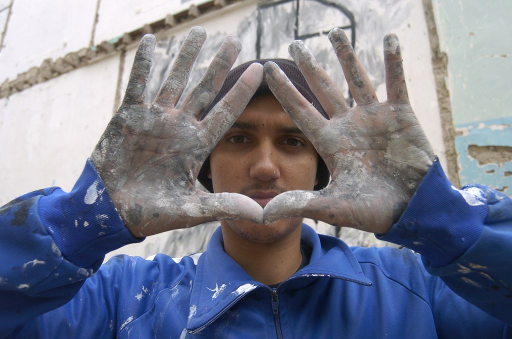 Robin Rhode. Courtesy the artist and Lehmann Maupin.