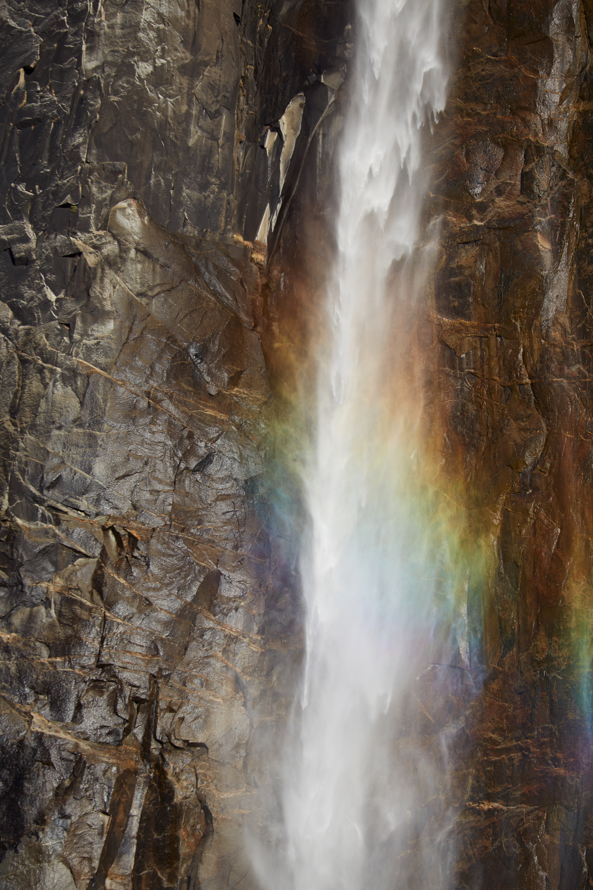 CO_LM27303_Rainbow_Falls_hr.jpg